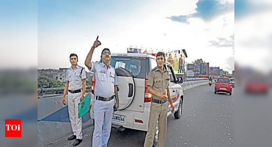 Kolkata police seize illegal manja, issue tips on safe kiteflying