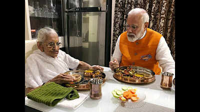 PM Narendra Modi, Hira Ba have lunch together