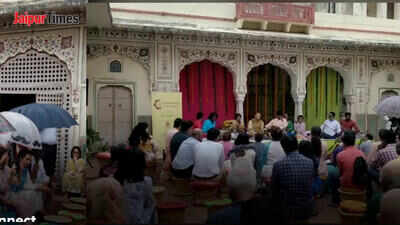 Jaipurites enjoy a musical morning amidst heavy downpour