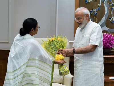 Mamata Meets Pm Modi Raises Issue Of Renaming West Bengal India News Times Of India