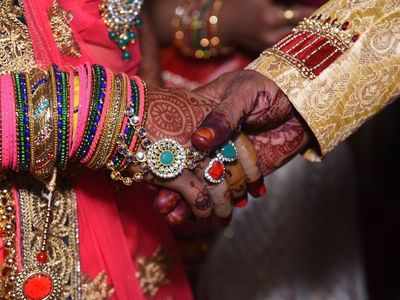 'Idiots, lunatics' can't register their marriages
