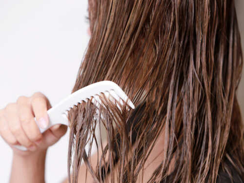 Here is why you need to rethink your decision to wash your hair at night | The Times of India Here is why you need to rethink your decision to wash your hair at night | The Times of India