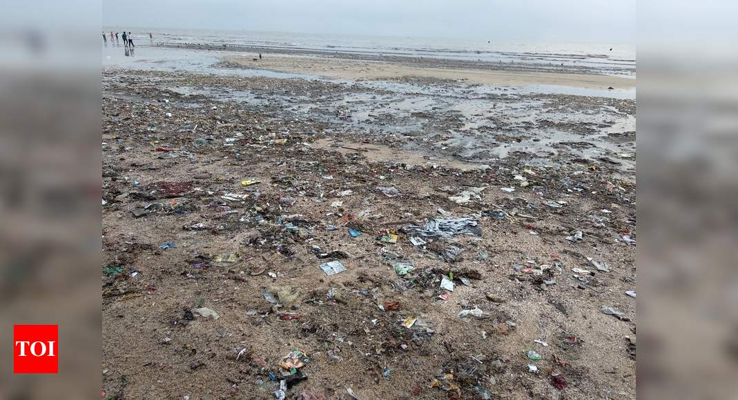 Juhu Beach Pollution - Times of India