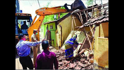 Encroachments removed from Al-Ameen Colony
