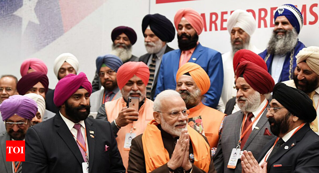 PM meets minorities in US to showcase diversity