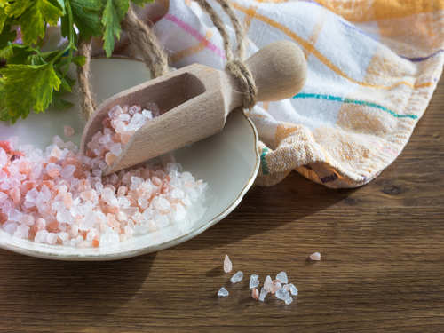 The Optical Illusion Behind Salting Boiling Water