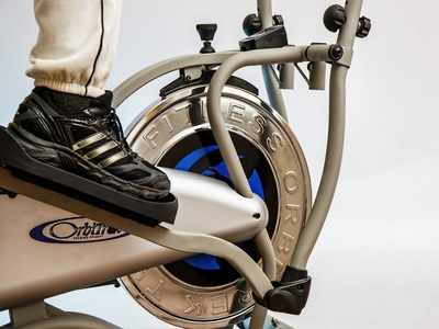 Cross trainer: Burn fat & lose weight with the help of these popular options