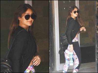 In Pics: Ileana D'cruz is all smiles as she gets papped outside the gym
