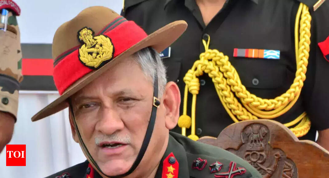500 terrorist waiting to sneak in: Army chief