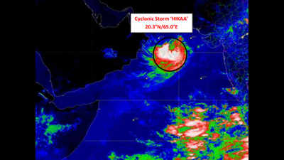 Cyclone 'Hikaa' intensifies, Gujarat fishermen asked not to venture into sea