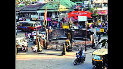 Traffic diversion for heavy vehicles at Shivaji Putala chowk