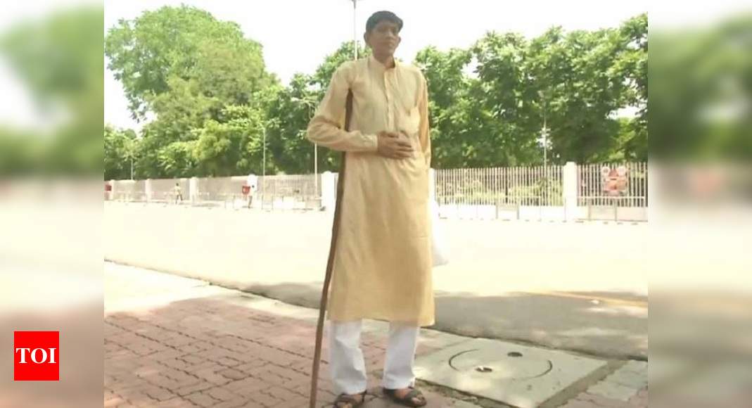 Tallest man in India: India's tallest man needed new hip