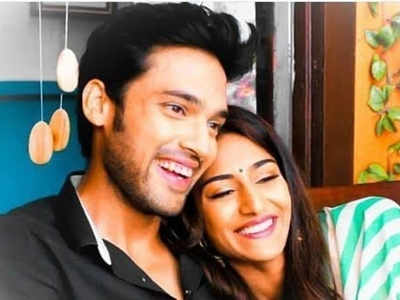Kasautii Zindagii Kay turns 1; fans are all praises for Parth Samthaan and Erica Fernandes
