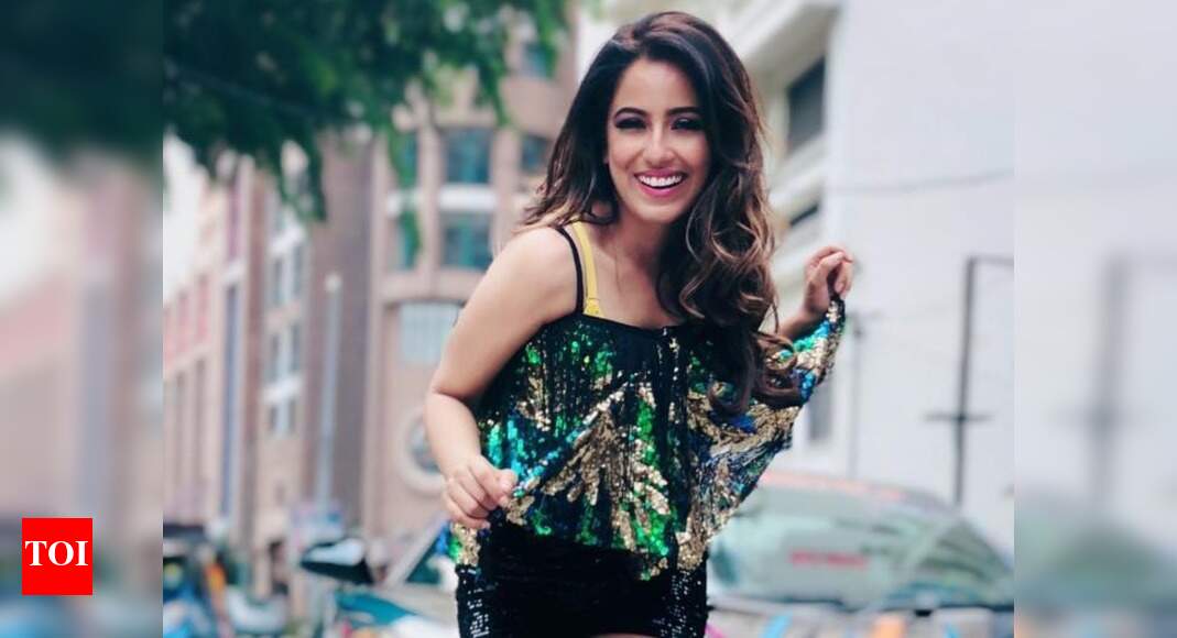Viral Wednesday: Watch Bigg Boss 12's Srishty Rode grooves to popular ...