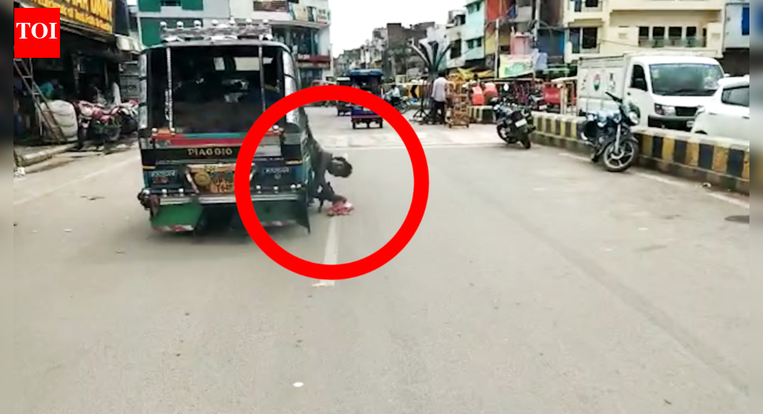 Allahabad: Probe launched following man being dragged in auto-rickshaw ...