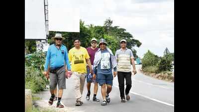 This group of Gujaratis travels from Bengaluru to Mysuru on foot every year