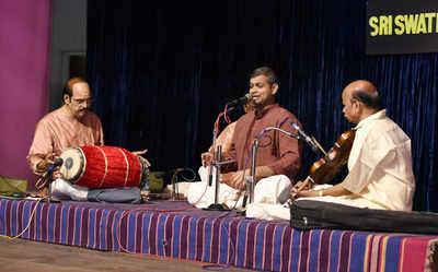 Muzhikulam Harikrishnan's music concert