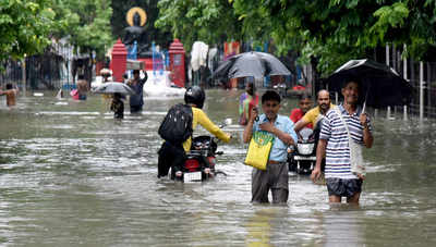 Patna floods: Bihar on red alert after heavy rains | Patna News - Times ...