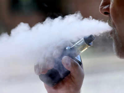 Medical experts hail ban on e-cigarettes