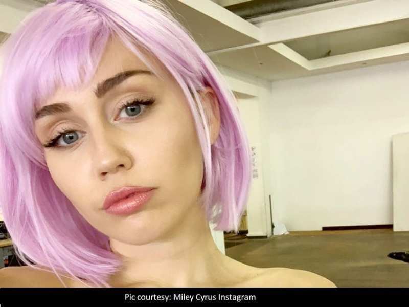 Miley Cyrus Shares A Cryptic Post About Love Following Breakups Says Reminds Me Of Someone
