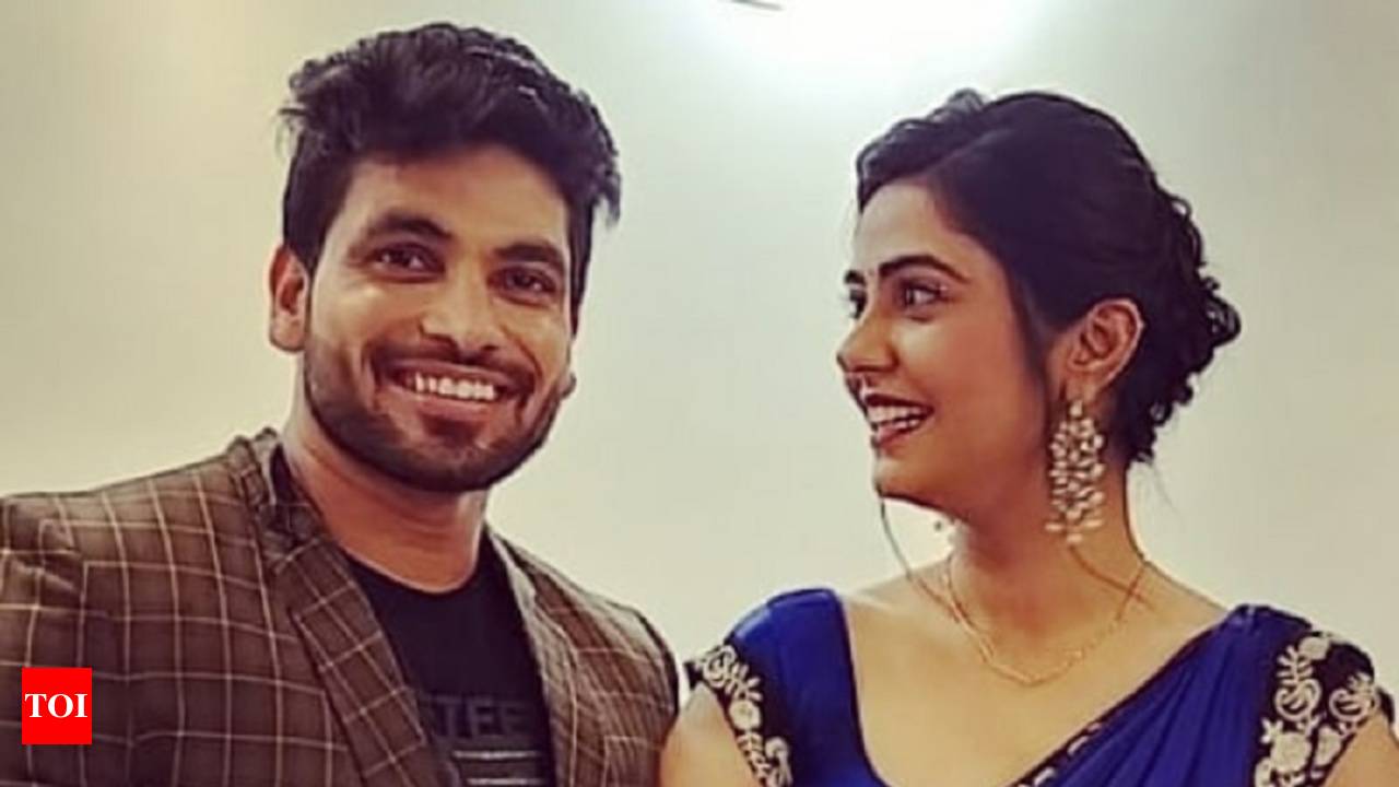 Adish Vaidya - Revati Lele to Shiv Thakare-Veena Jagtap: A look at the  shocking breakups of Marathi celebrity couples | The Times of India