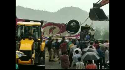 Gujarat: 21 killed, 50 injured as bus overturns in Banaskantha