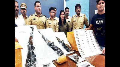 Three 'AK-47s', 4 guns, drugs worth Rs 13cr seized in Palghar