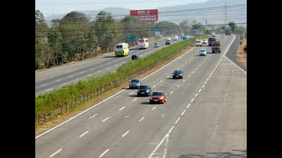 Pimpri Chinchwad Municipal Corporation to repair service roads and footpaths along Pune-Mumbai highway
