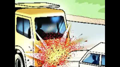 Five killed, nine injured after jeep rams into stationary truck in Dausa