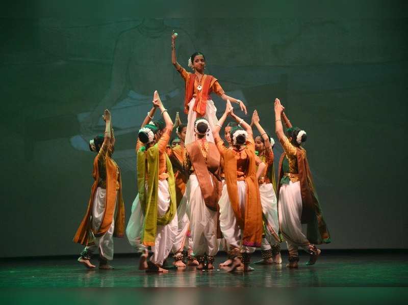 Artistes put forth Mahatma Gandhi’s life through dances | Events Movie