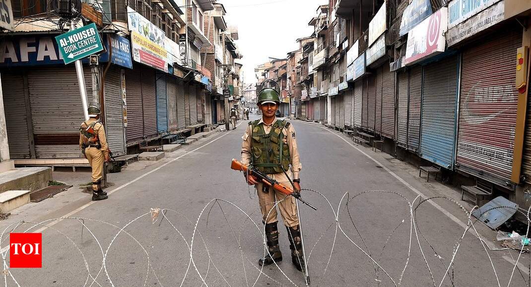 No SC interim order on J&K, hearing in November