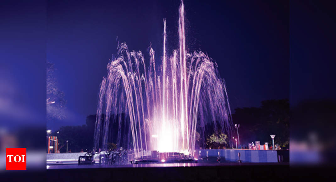 Rajasthan CM inaugurates musical fountain at Central Park | Jaipur News ...