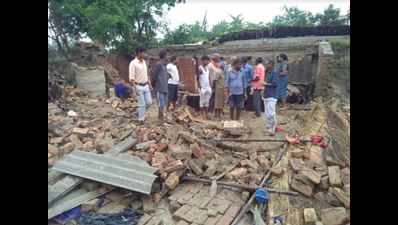 Amethi: Three killed in house collapse
