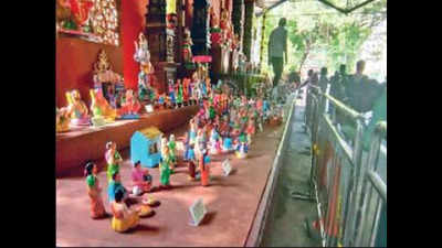 Rise in sale of Dasara dolls: Shopkeepers in Bengaluru