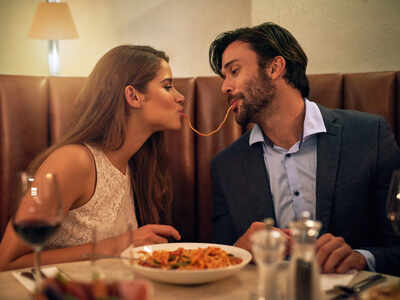REVEALED: Why do some women act dumb on dates?