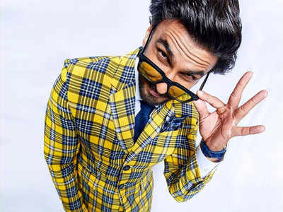 10 times Ranveer Singh pulled off these over the top looks!