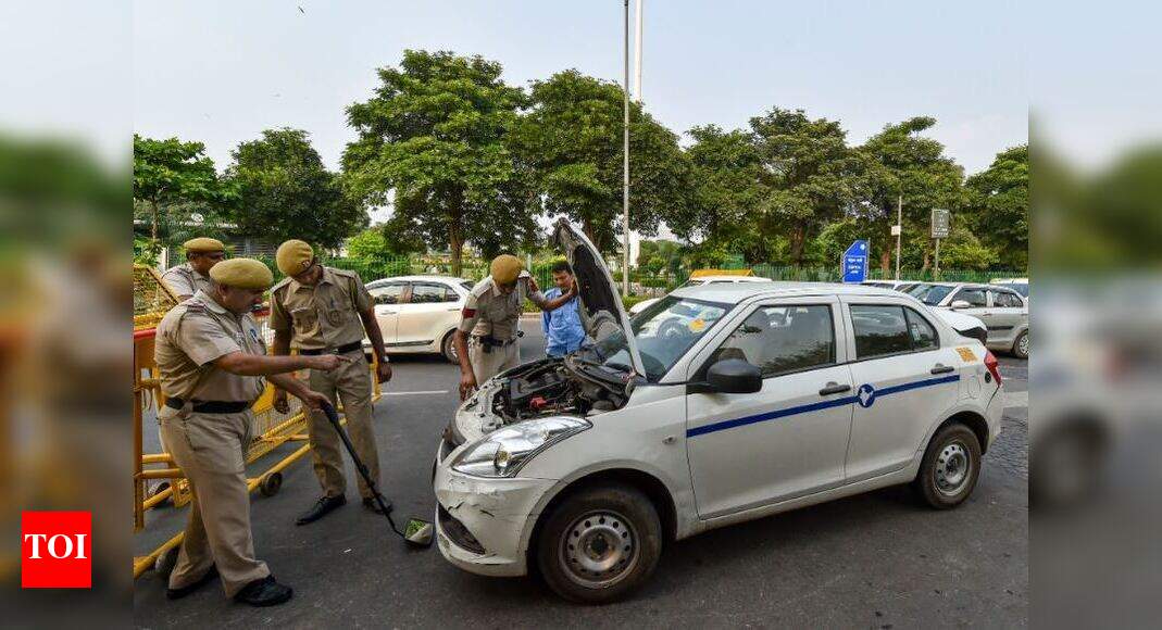 Delhi Police beefs up security after intel inputs of possible terror ...