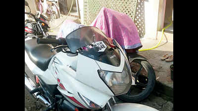 14 two-wheelers damaged in Kothrud, eight arrested