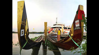 Kochi: Boat league race at Marine Drive today