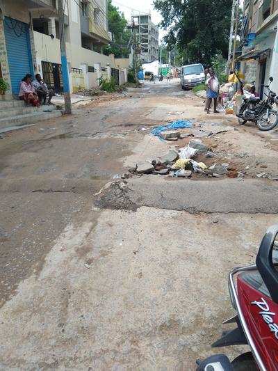 Road needs repair immediately