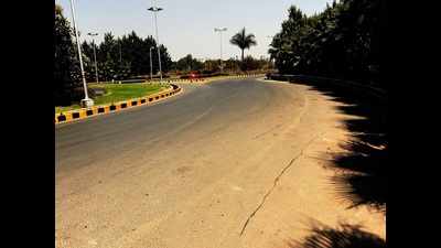 Begur Road: Cab companies fail to implement safety steps