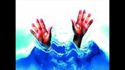 Chennai: Two students drown while bathing in Cooum river
