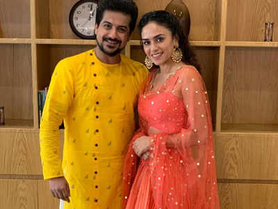Exclusive! Amruta Khanvilkar and Pushkar Jog to share the screen for the first time in 'Well Done Baby'