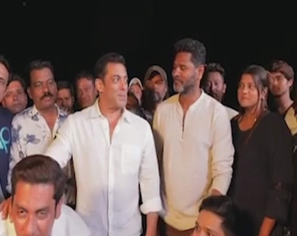 
Dabangg 3: Salman Khan pays tribute to late Vinod Khanna as team wraps up the shoot
