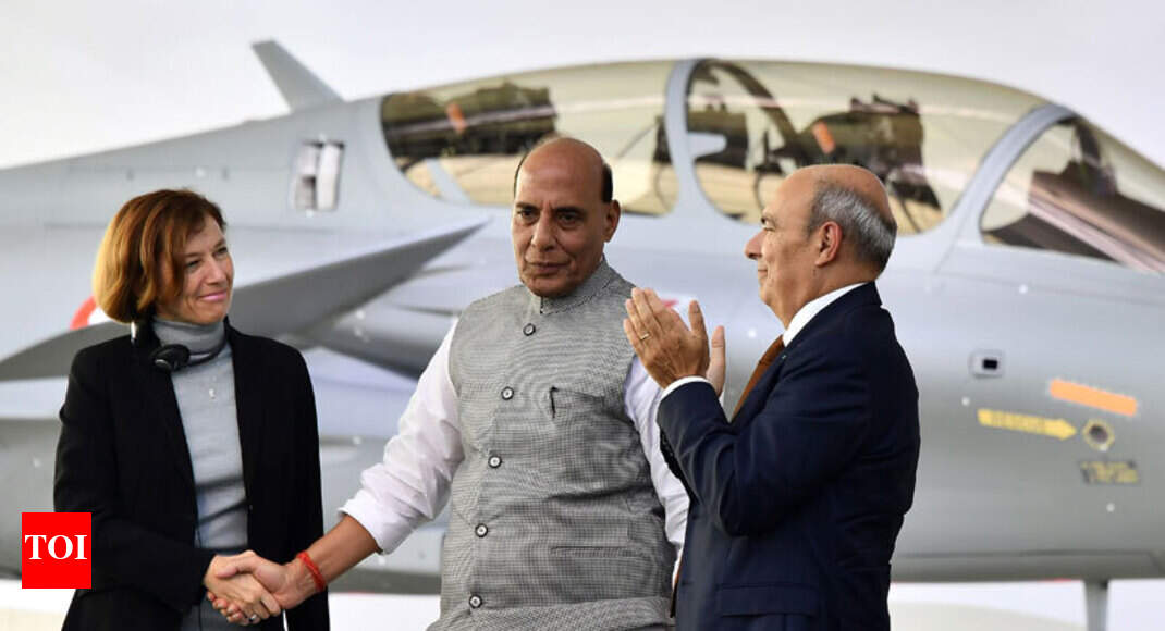 India gets its first Rafale jet in France 