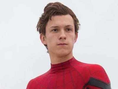 Marvel's Spider-Man aka Tom Holland shaved his head and internet turns emotional!