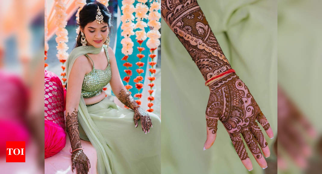 Mahima's bridesmaid flaunting #likeamagnit hashtag Mehendi's. . . . #mehendi  #henna #mehndi #hennaart #wedding #mehendidesign #hennaartist… | Instagram