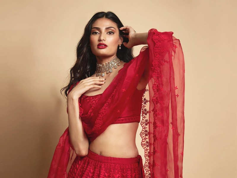 red dresses for karva chauth