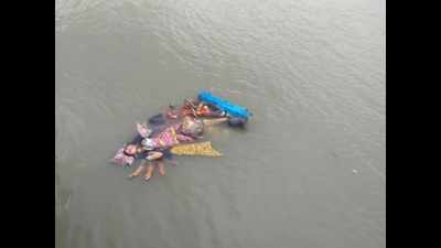 Kolkata: Immersion ghats lack proper infrastructure to fight river pollution
