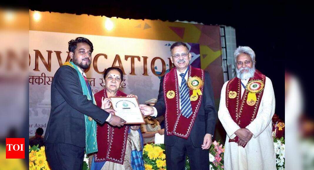 Ritesh Singh gets Chancellor’s Gold Medal | Kanpur News - Times of India